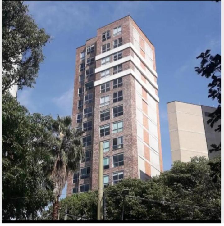 Beautiful & Comfortable Apartment In Laureles Medellín Esterno foto